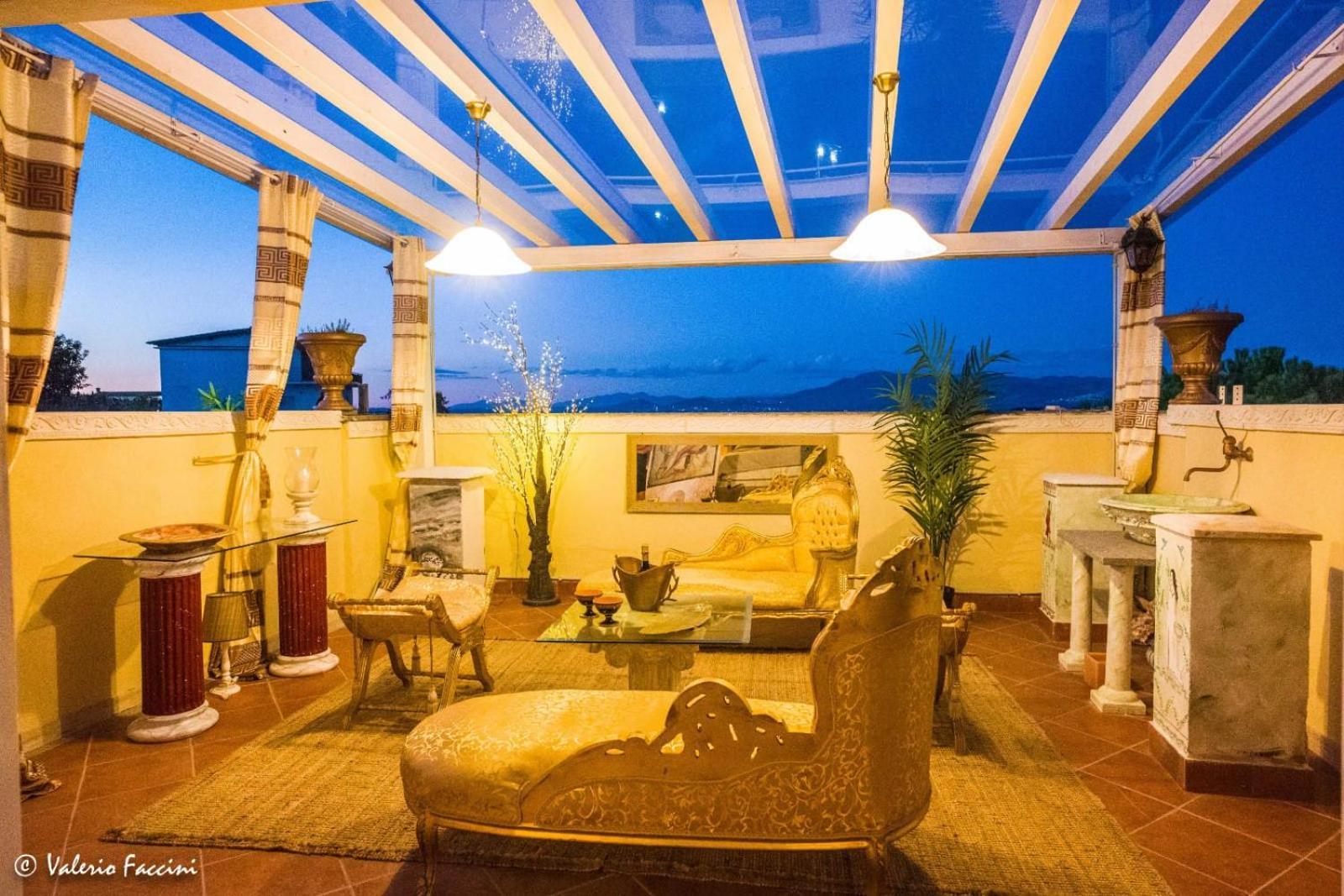 Guest house Homart Roof King