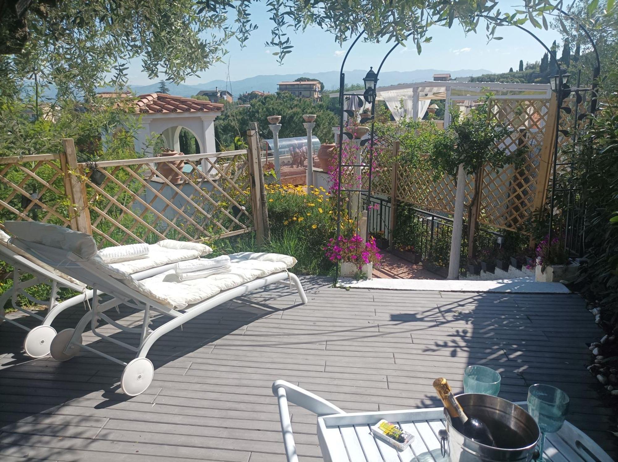 Affittacamere Homart Roof King *